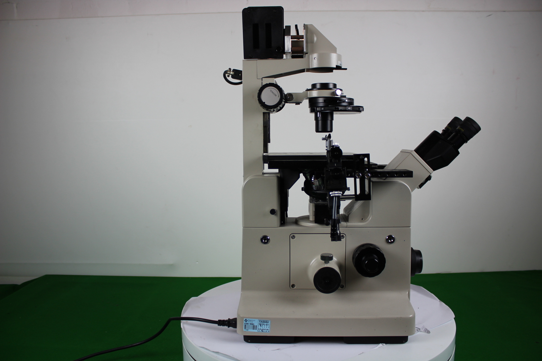 Image of Nikon Diaphot Inverted Microscope with Narishige Micromanipulators