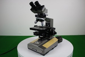 Thumbnail image of Olympus BHB Binocular Microscope 2 x WF10X Eyepieces 2 Objectives 