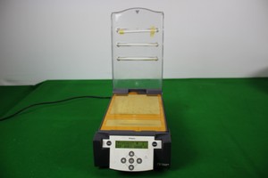 Thumbnail image of Pharmacia Biotech IPGphor Isoelectric Focusing System & 2 x  18cm Strip Holders
