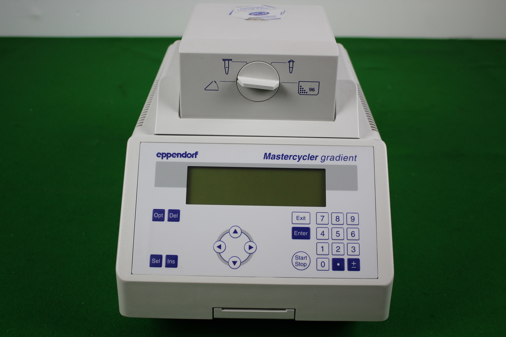 Image of Eppendorf 5331 Gradient Mastercycler Thermocycler