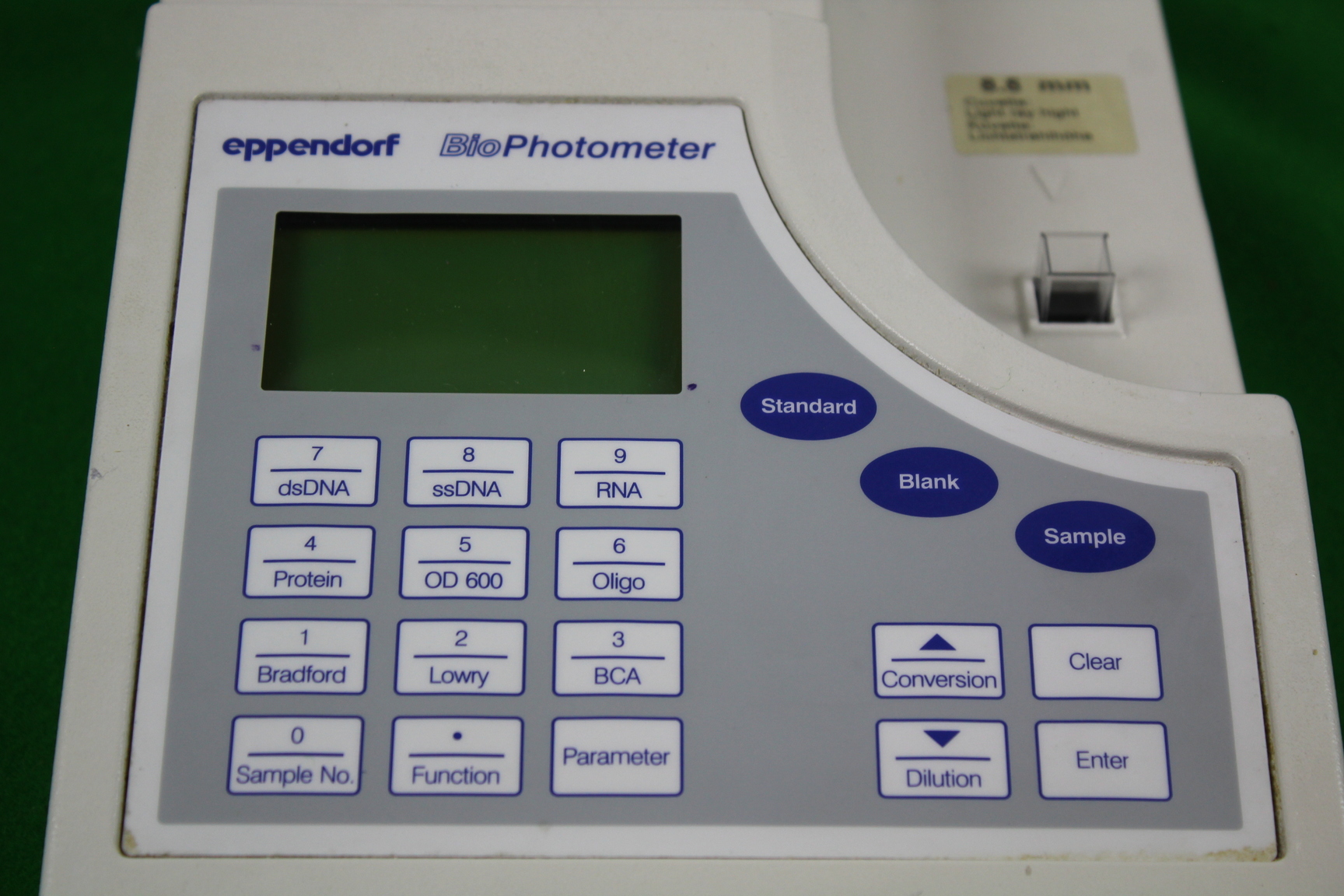 Image of Eppendorf BioPhotometer DNA RNA UV Spectrophotometer Compact Bio-Photometer 6131