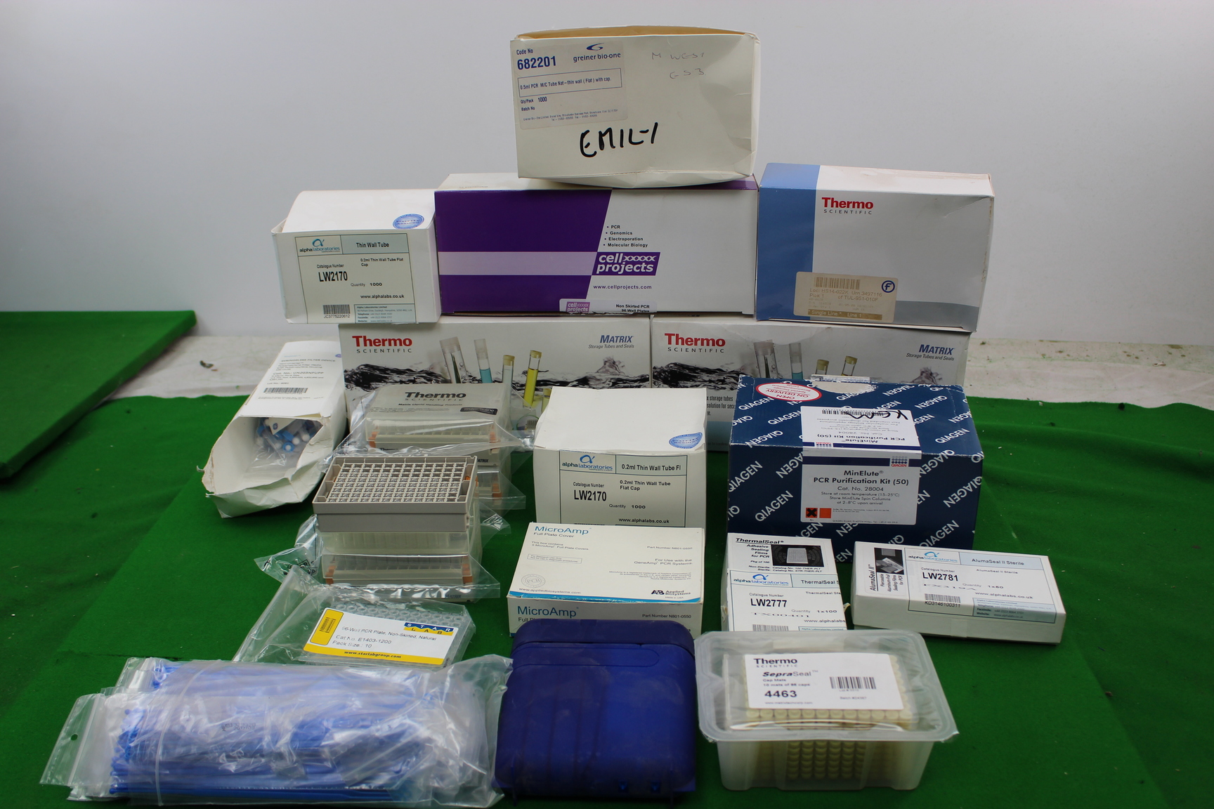 Image of Job Lot Lab Plastic Thermo scientific matrix storage tubes, PCR Kit, Caps, Tubes
