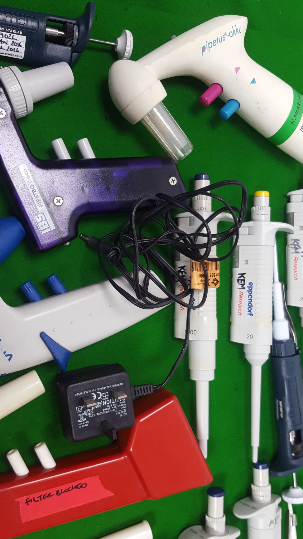 Image of Job Lot Of 35+ Pipettes, Eppendorf, Gilson + more