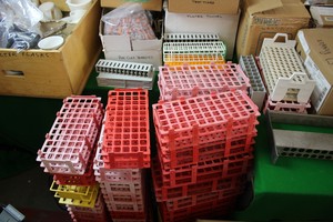 Thumbnail image of Job Lot Teaching Laboratory Lab Glassware Schools Chemistry Flasks Test Tubes