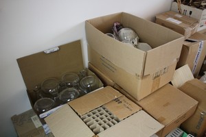 Thumbnail image of Job Lot Teaching Laboratory Lab Glassware Schools Chemistry Flasks Test Tubes