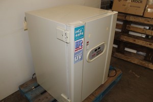 Thumbnail image of Sanyo CO2 Incubator MCO-18AIC
