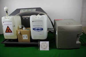 Thumbnail image of DakoCytomation Dako Cytomation Sheath Management System + CyAn ADP + Accessories