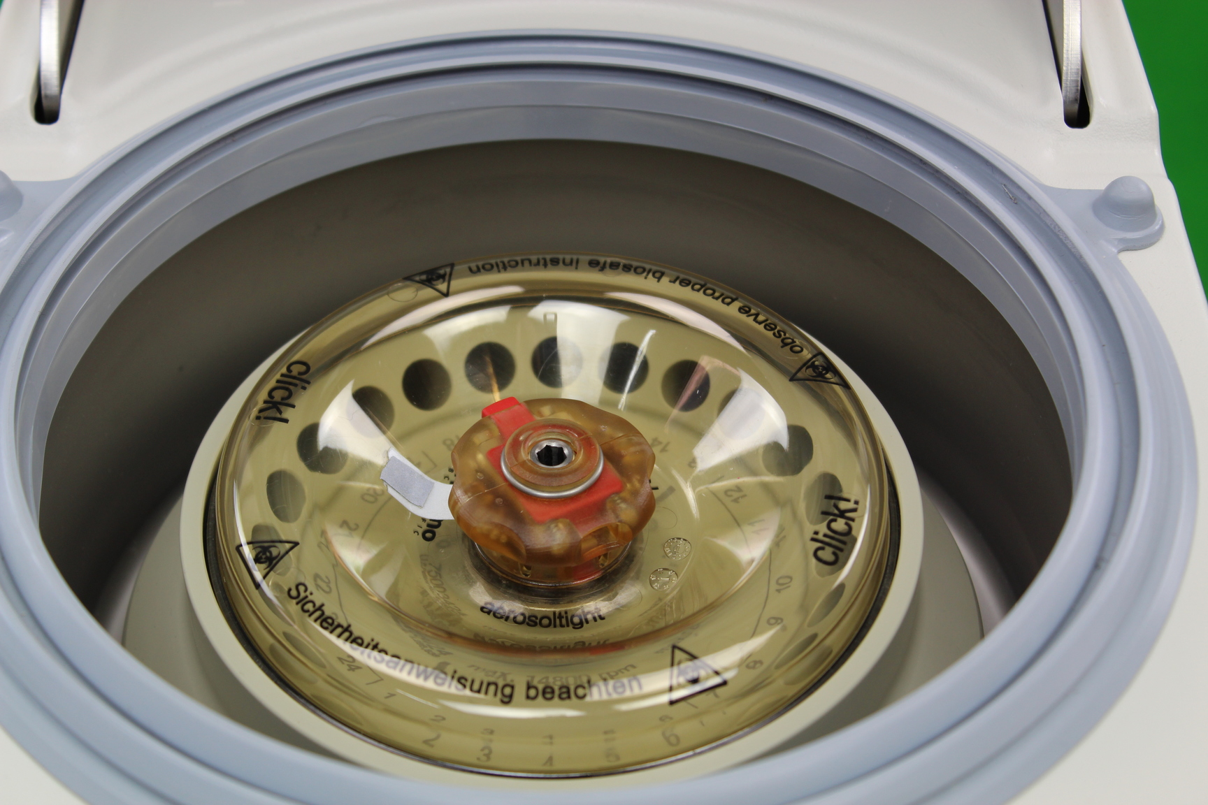 Image of VWR Micro Star 17R Benchtop Centrifuge