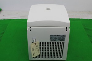 Thumbnail image of VWR Micro Star 17R Benchtop Centrifuge