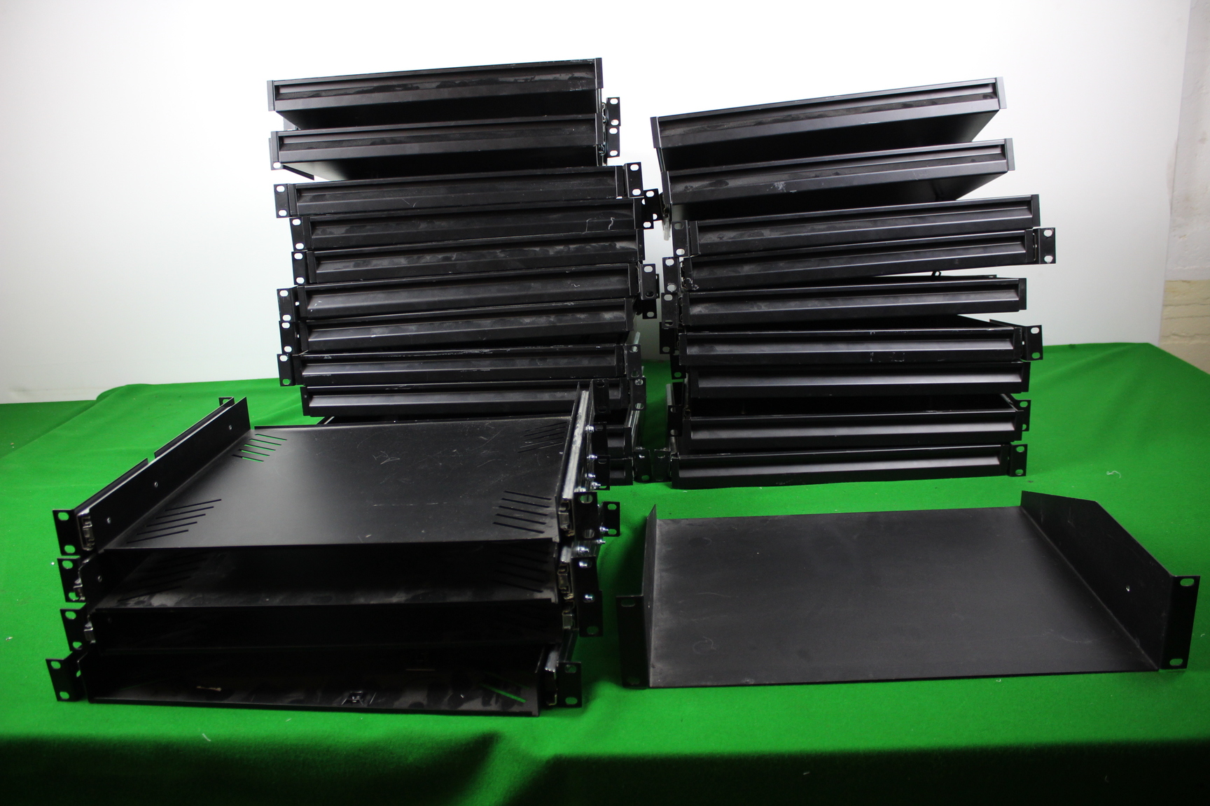 Image of Job Lot of 25 Server Rack Slider Rails 42cm l x 38cm w x 4.5cm h