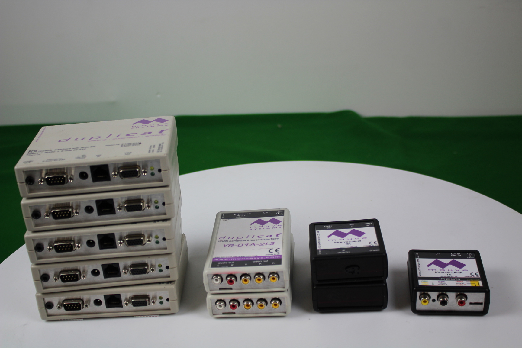 Image of Job Lot IT Equipment Lindy Splitters, Mauve Systems YR-01A-2LS R-210A-2LS & More
