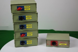 Thumbnail image of Job Lot IT Equipment Lindy Splitters, Mauve Systems YR-01A-2LS R-210A-2LS & More
