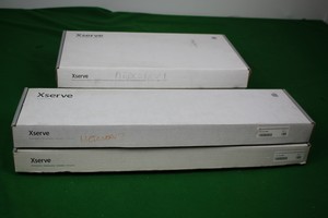 Thumbnail image of Apple X serve Rack Installation Hardware, Square Hole Mounting Kit