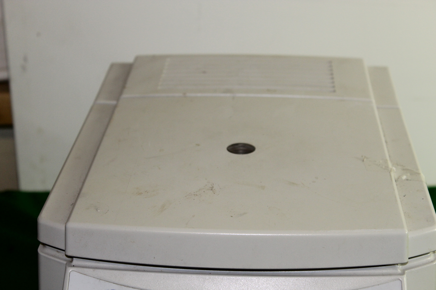Image of Eppendorf Centrifuge 5415 R *Won't Turn On*