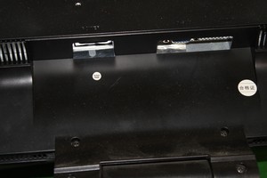Thumbnail image of 2 x Monitors Inc Fujitsu Siemens GmbH (No Stand) And Optiquest Q7 (With Stand)