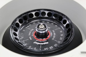 Thumbnail image of Eppendorf 5415D Lab Centrifuge + 13200rpm Rotor, Faulty, Spares / Repairs Lab 