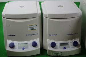 Thumbnail image of Job Lot of 4 Eppendorf Centrifuges 2 x 5415D 5415R 5424 Spares/Repair 