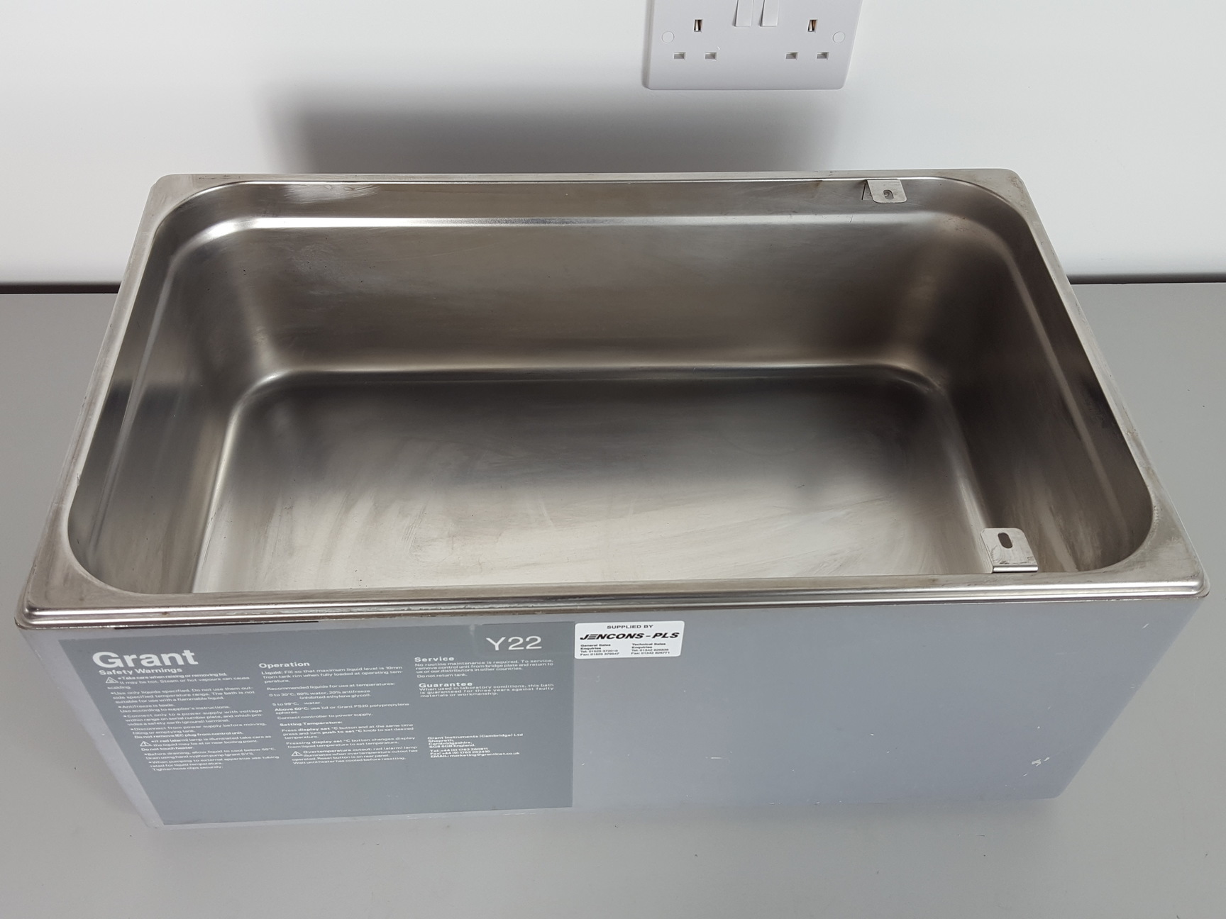 Image of Grant Y22 Thermostatic Water Bath 22L Stainless Steel Tank Garden Planter Lab