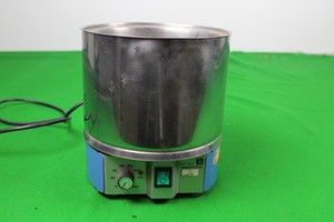 Thumbnail image of IKA TS 2 Temperierbad Water Bath 175 Max Temperature 