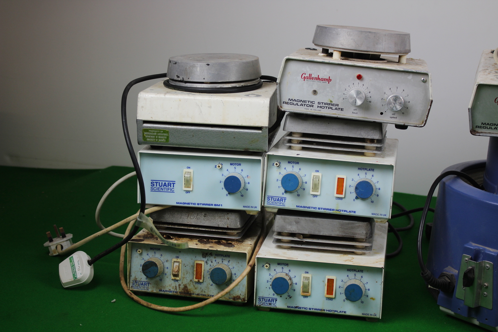 Image of Joblot Magnetic Stirrer/Heaters and Electrothermal Units. Spares or Repairs.