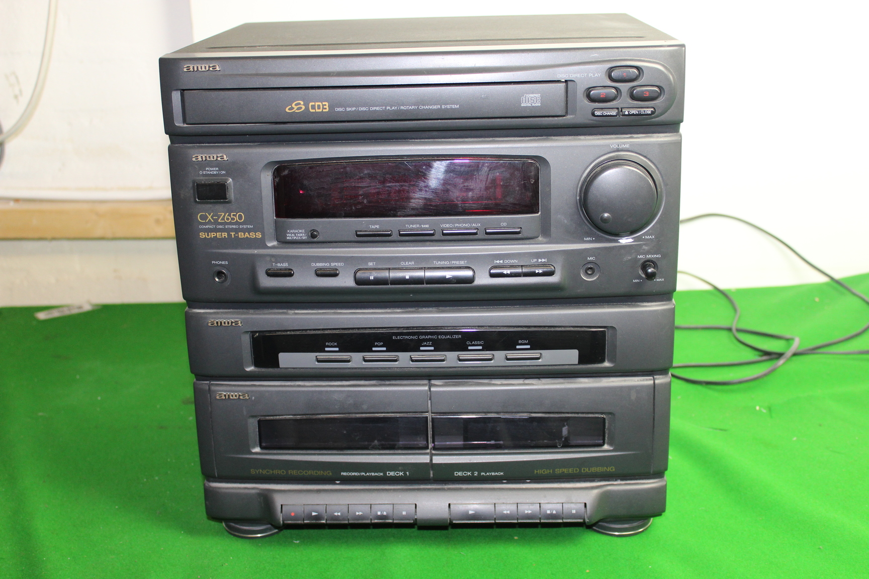 Image of AIWA Stero System Rotary Changer, Graphic Equaliser, Synchro Recording  