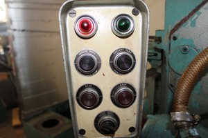 Thumbnail image of 440 Volts, 50 Cycle, Phase 3, Stone Grinder 