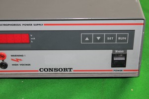 Thumbnail image of Consort E835 Microcomputer Electrophoresis Power Supply Powers Up