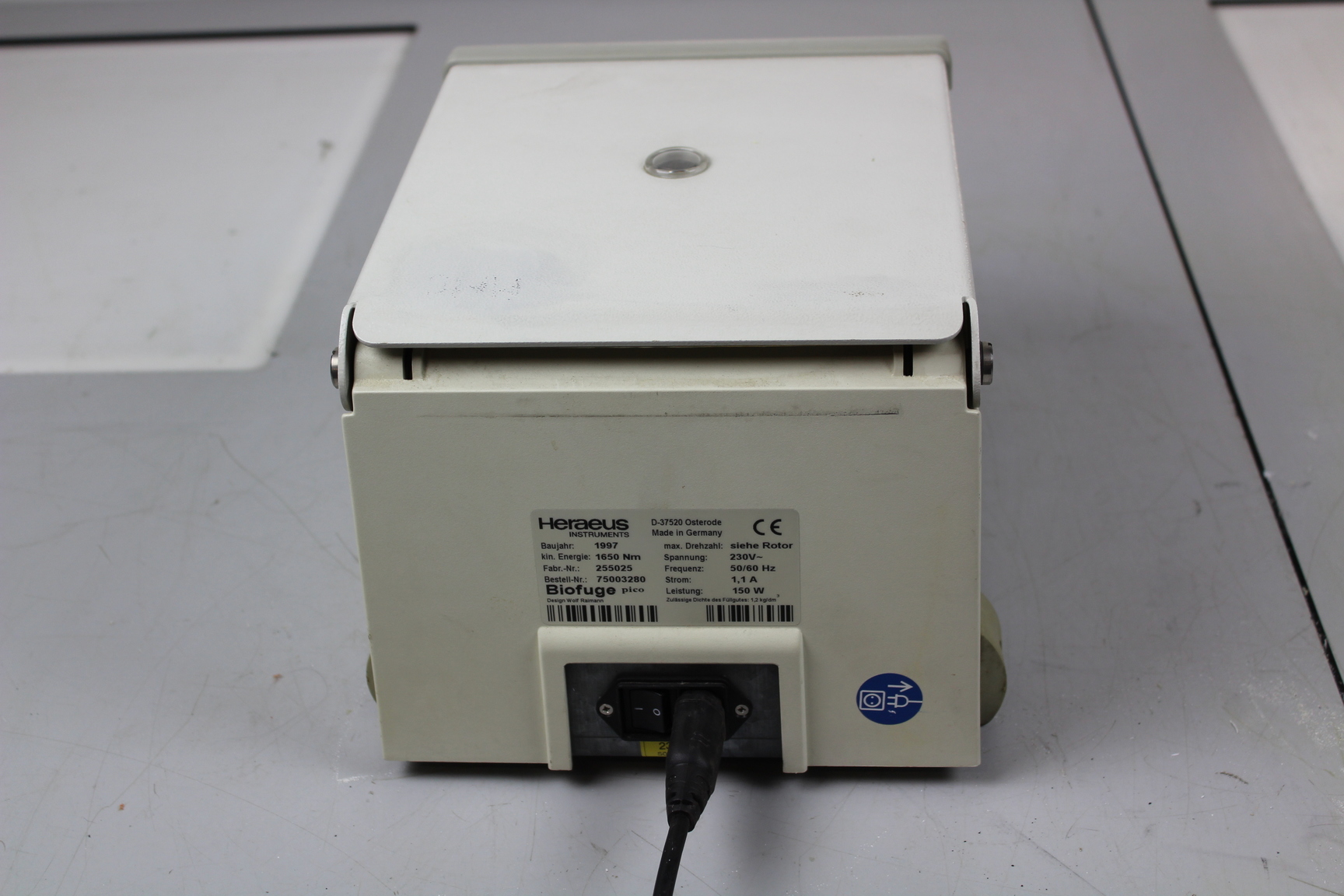 Image of Heraeus Instruments Biofuge Pico Benchtop Centrifuge