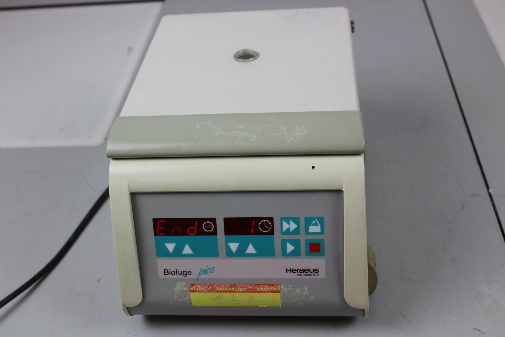 Image of Heraeus Instruments Biofuge Pico Benchtop Centrifuge