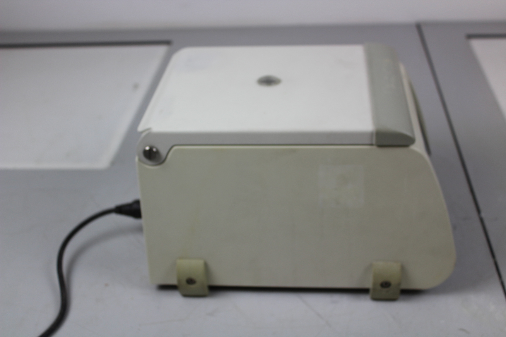 Image of Heraeus Instruments Biofuge Pico Benchtop Centrifuge