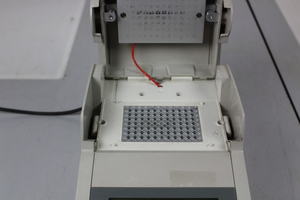 Thumbnail image of AB Geneamp PCR System 2700