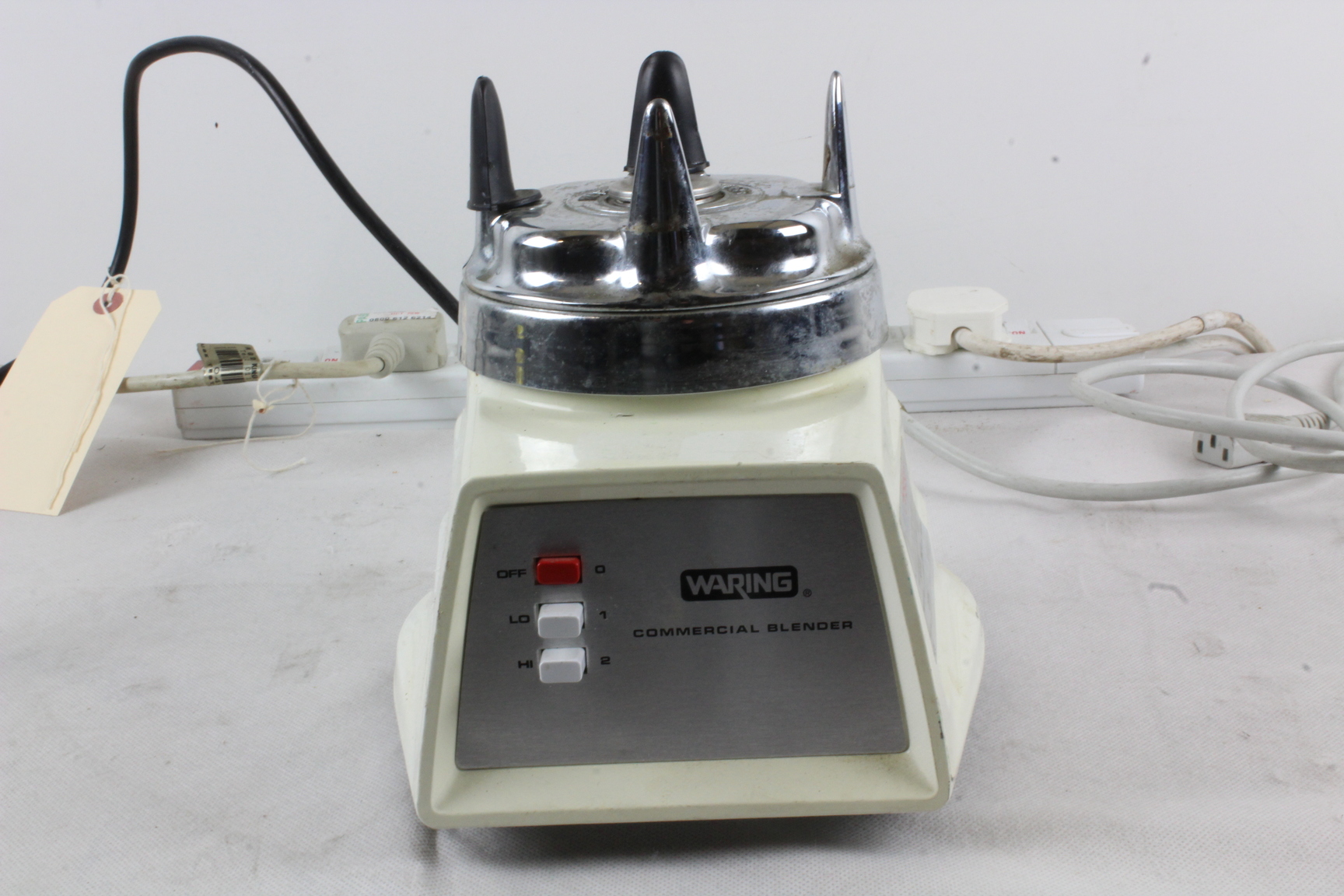 Image of Retro Waring Commercial Blender 8011ES Model no HGB2WTS3 220V 400W Base only