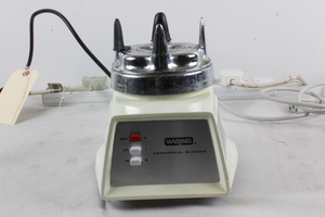 Thumbnail image of Retro Waring Commercial Blender 8011ES Model no HGB2WTS3 220V 400W Base only