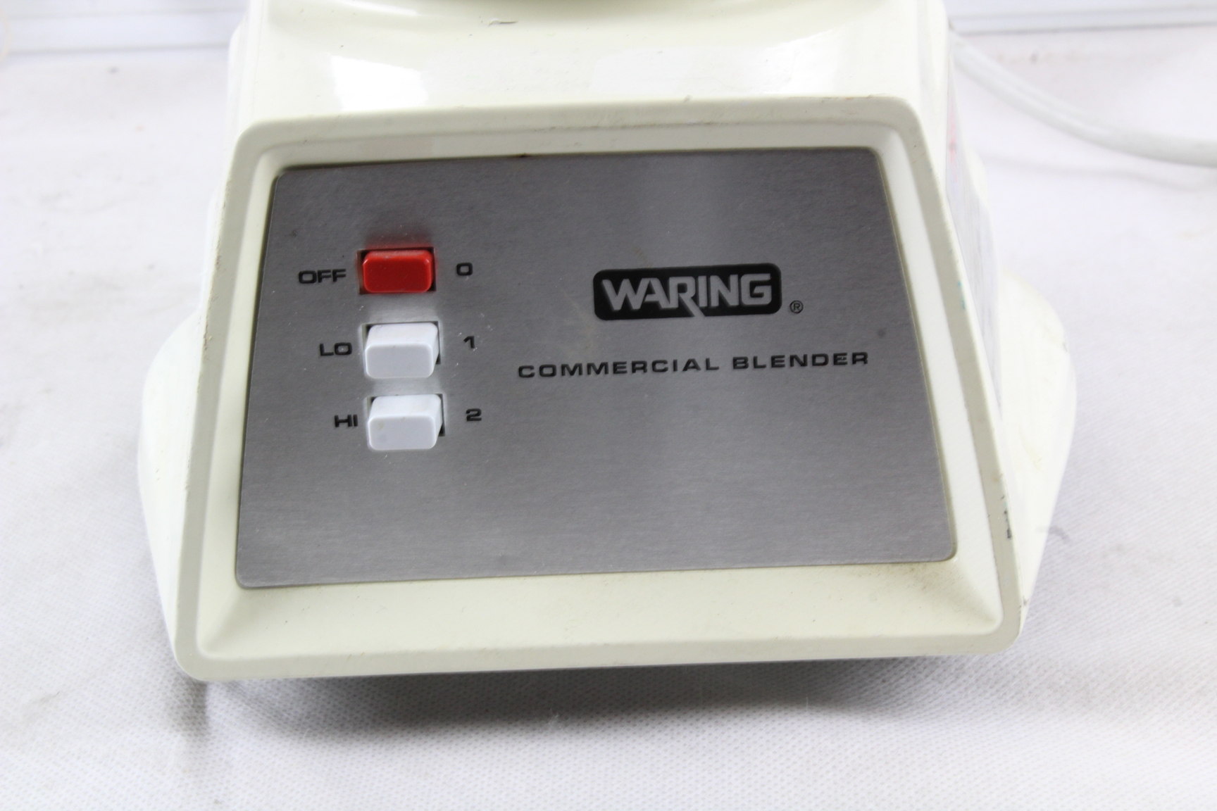 Image of Retro Waring Commercial Blender 8011ES Model no HGB2WTS3 220V 400W Base only