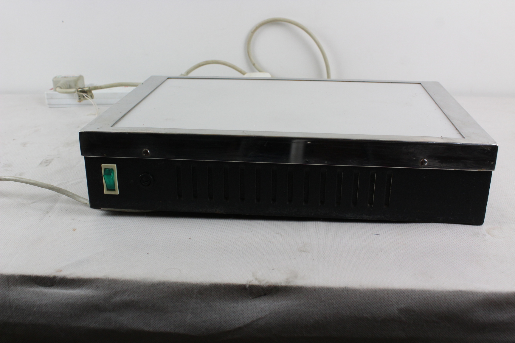 Image of Vintage Light Box Illuminator ideal for X Rays Negatives Arts & Crafts 