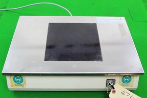 Thumbnail image of Life Technologies TFX 20M UV Transilluminator