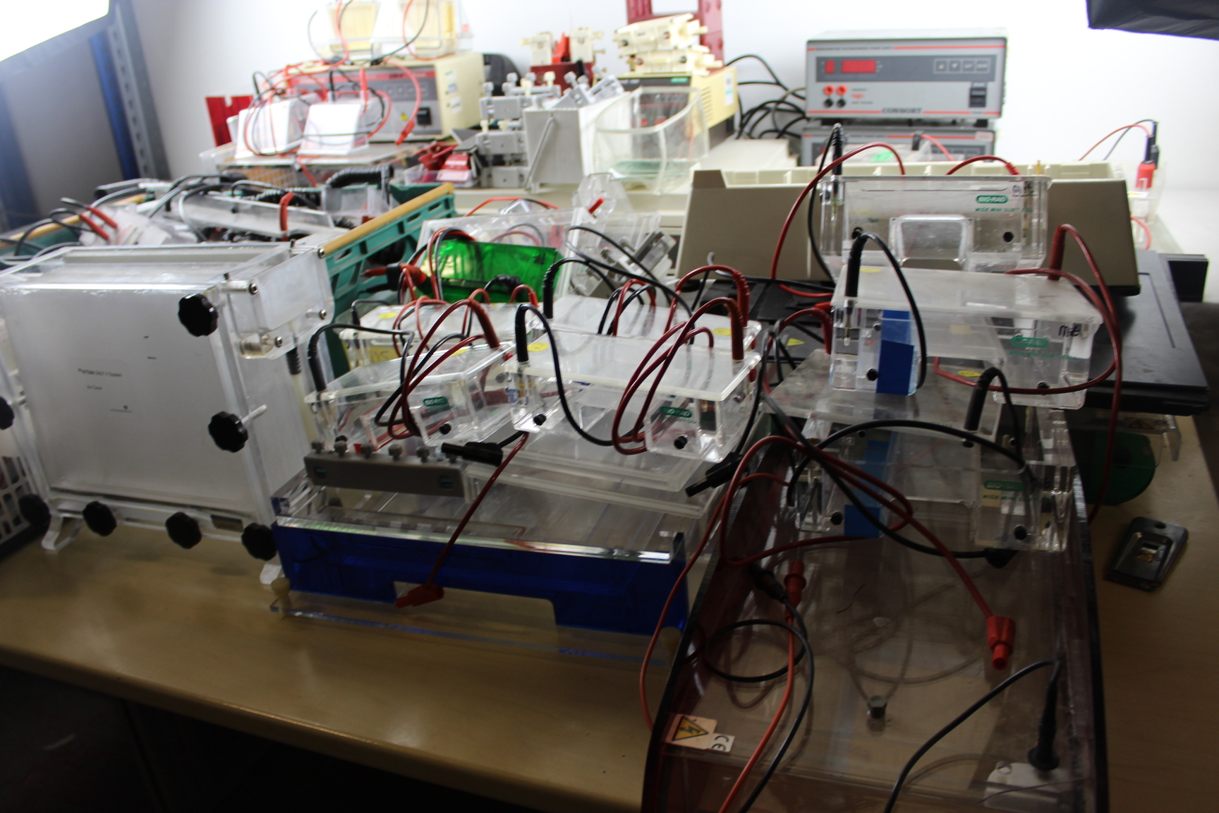 Image of Job Lot Of Electrophoresis Lab Equipment **See Photos And Description**