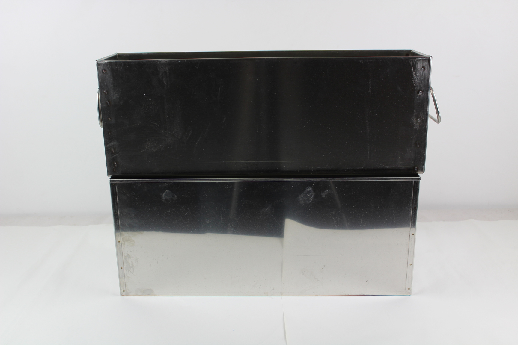 Image of 2 Stainless Steel Planters 49x12x18 cm & 47x18x20 cm  Upcycled