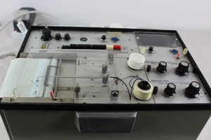 Thumbnail image of George Washington Ltd Oscillograph 400 MD/2 (Technograph) Oscilloscope + Paper 