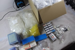 Thumbnail image of Job Lot Of Plastics Inc Normal Petris, 5ml Pipettes, Eppendorf Pipettes
