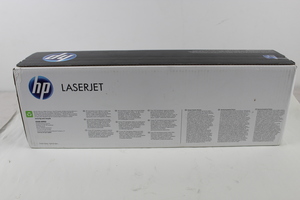 Thumbnail image of Genuine HP 824A (CB381A) Cyan LaserJet Printer Cartridge Blue Toner BNIB
