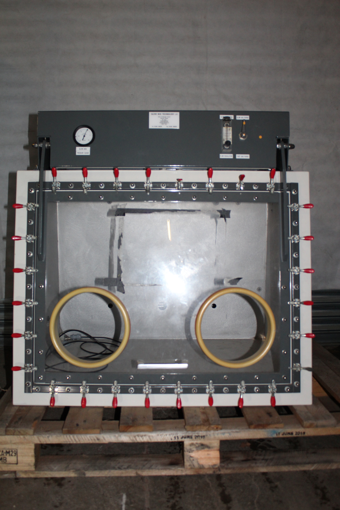 Image of Scientific Laboratory Glove Box LTD Technology 56 x 88 x 70 Inc VAT
