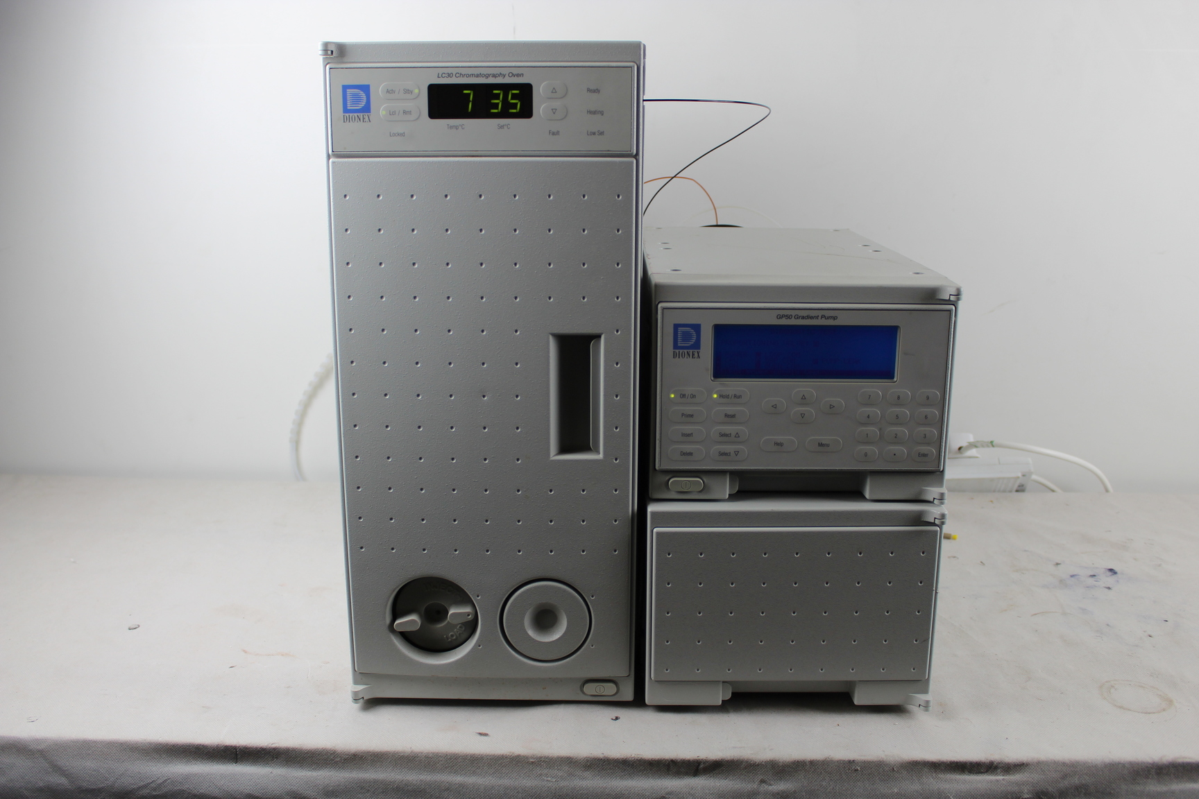 Image of Dionex Laboratory Chromatography LC30 Oven and GP50 Gradient Pump