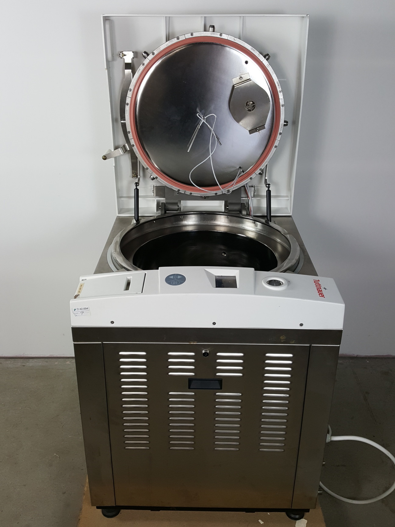 Image of Tuttnauer Vertical Laboratory Autoclave 5050ELV D Steriliser Lab 110L Faulty