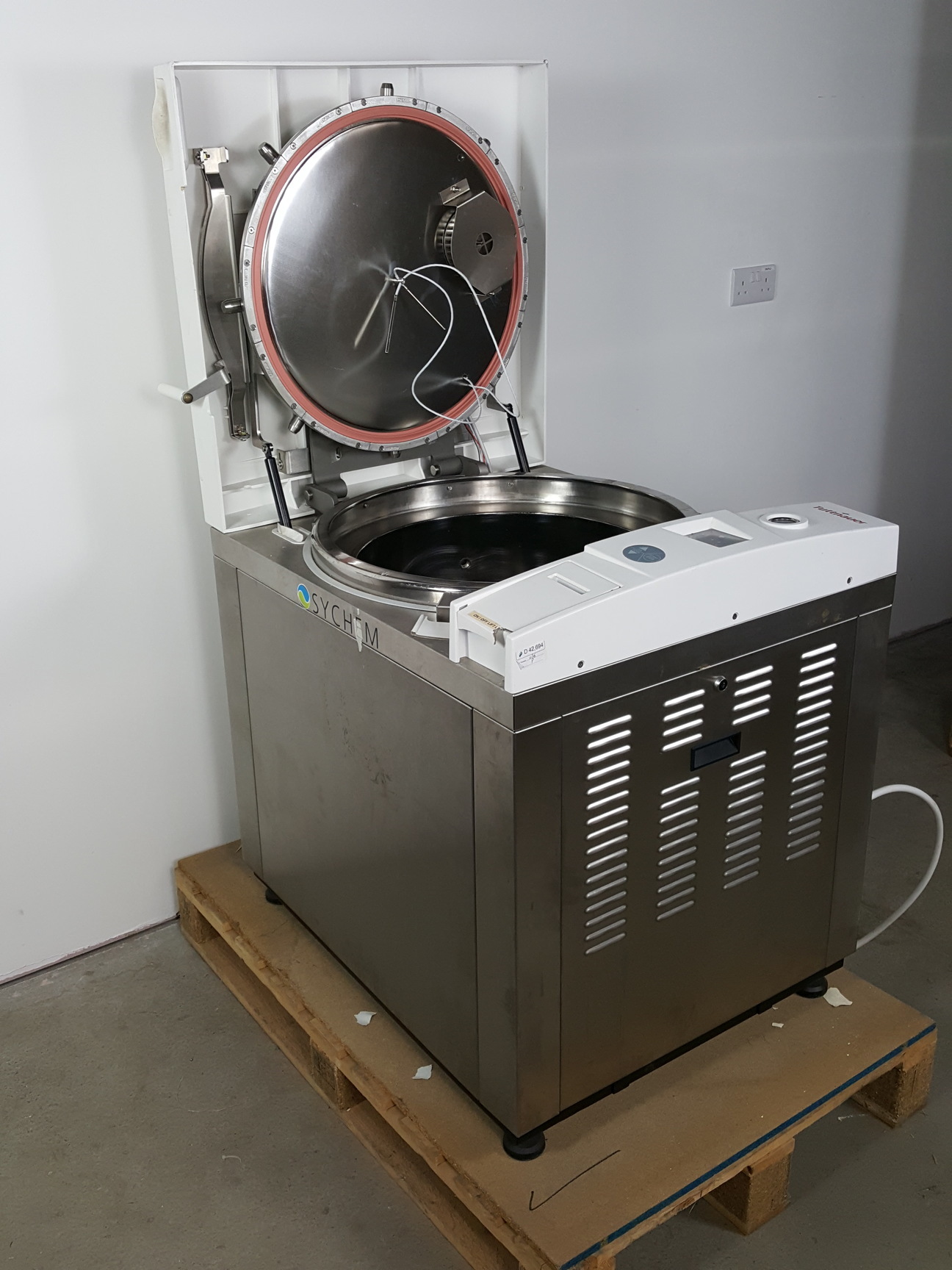 Image of Tuttnauer Vertical Laboratory Autoclave 5050ELV D Steriliser Lab 110L Faulty