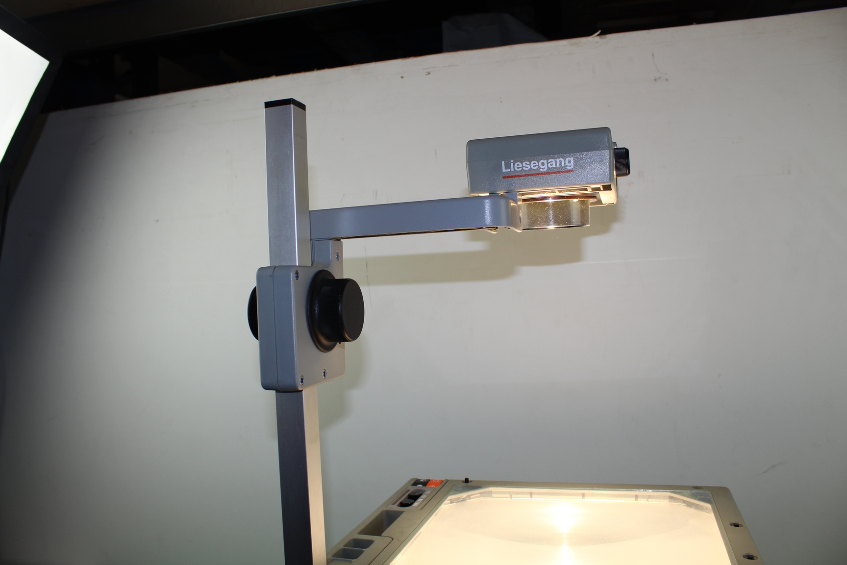 Image of Liesegang Projector Trainer Deluxe 400 Electronic VAT Inc