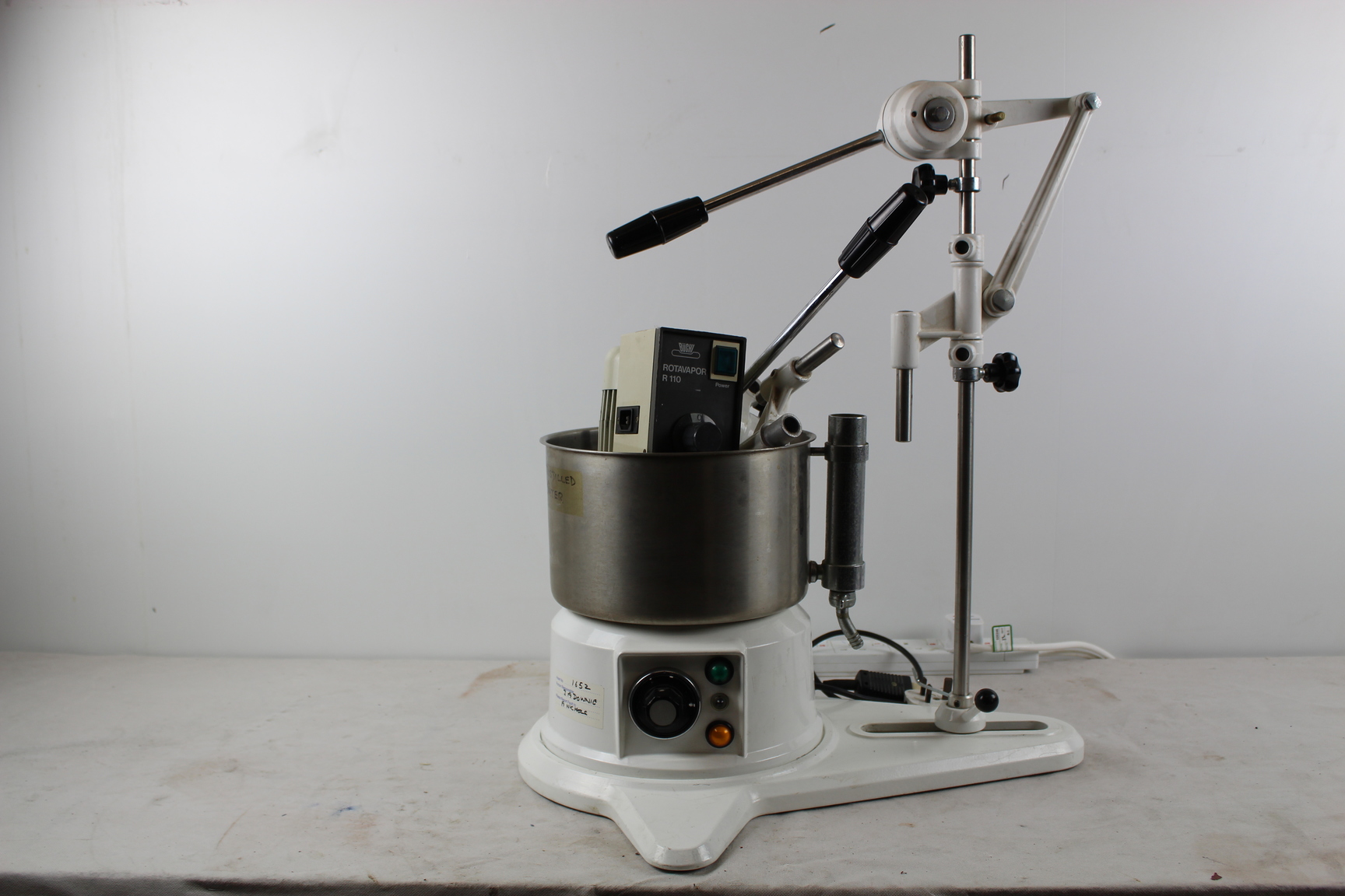 Image of Buchi Water Heater Unit and R110 Rotavapor Laboratory