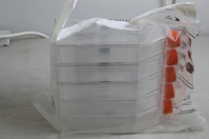 Thumbnail image of Lot of 8 Corning 150cmCell Culture Flask Canted Neck 5/Bag