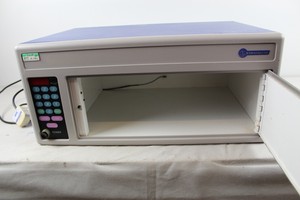 Thumbnail image of Stratagene Stratalinker 2400 UV Crosslinker