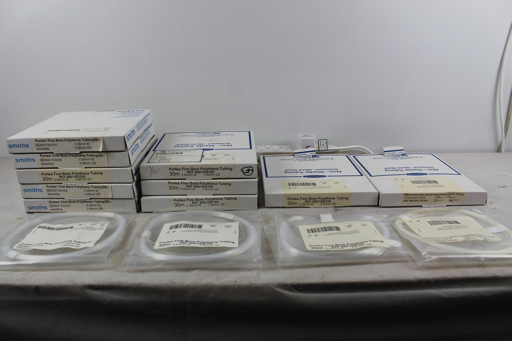 Image of Job Lot Portex Tubing 800/100/200 800/100/160 800/100/100 800/200/125/100